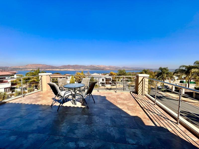 7 Bedroom Property for Sale in Kosmos Ridge North West